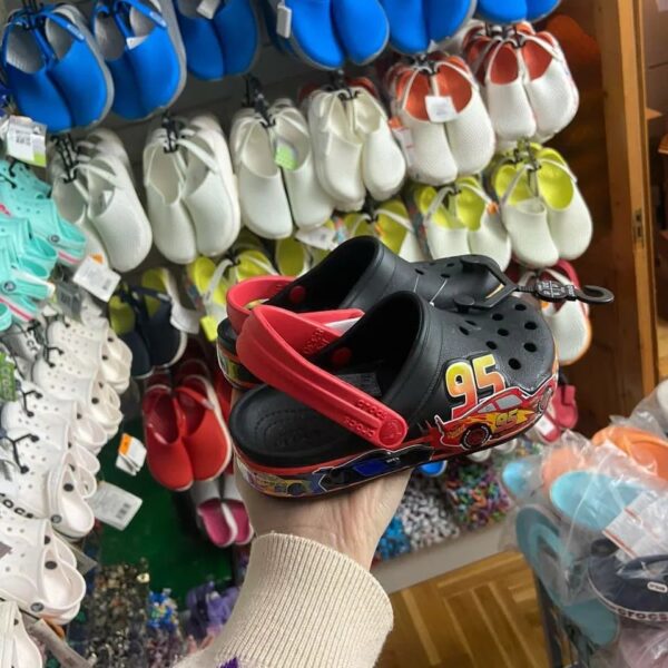 Crocs PALLETS - Image 4