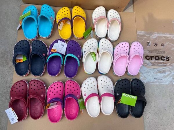 Crocs PALLETS - Image 34