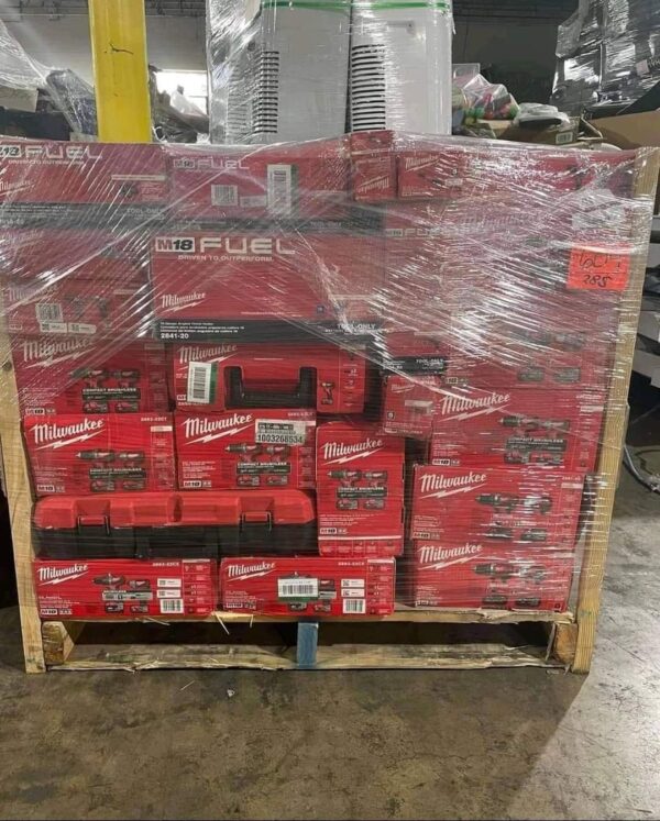 Milwaukee Pallets For Sale - Image 3