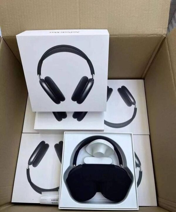 Airpods Max pallets